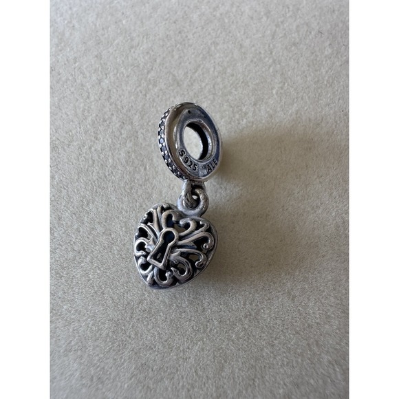 Authentic Pandora Intricate Heart Lock Pendant Charm 791876CZ New With Tags - Picture 3 of 5